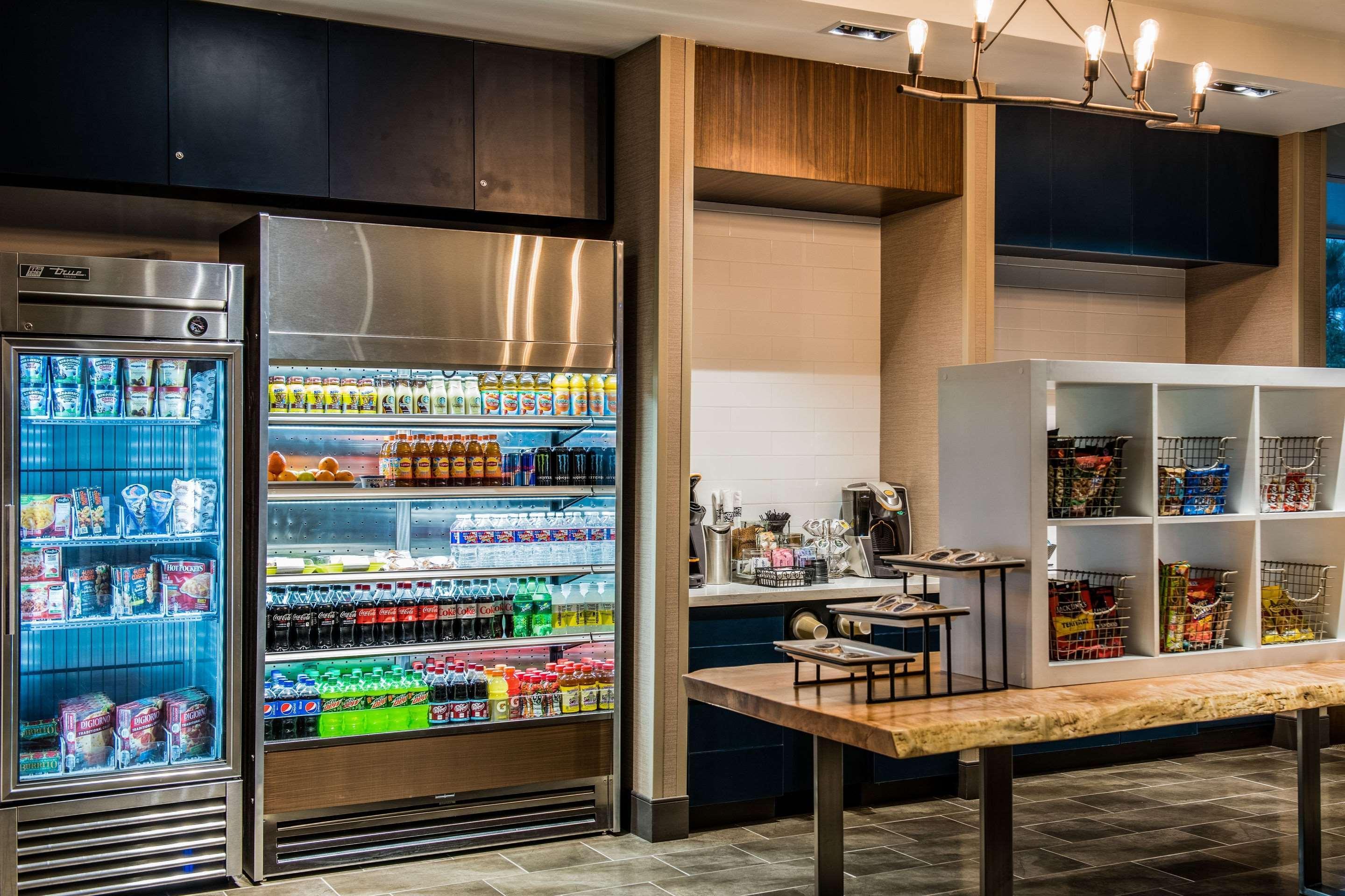 Cambria Hotel Mcallen Convention Center Екстериор снимка