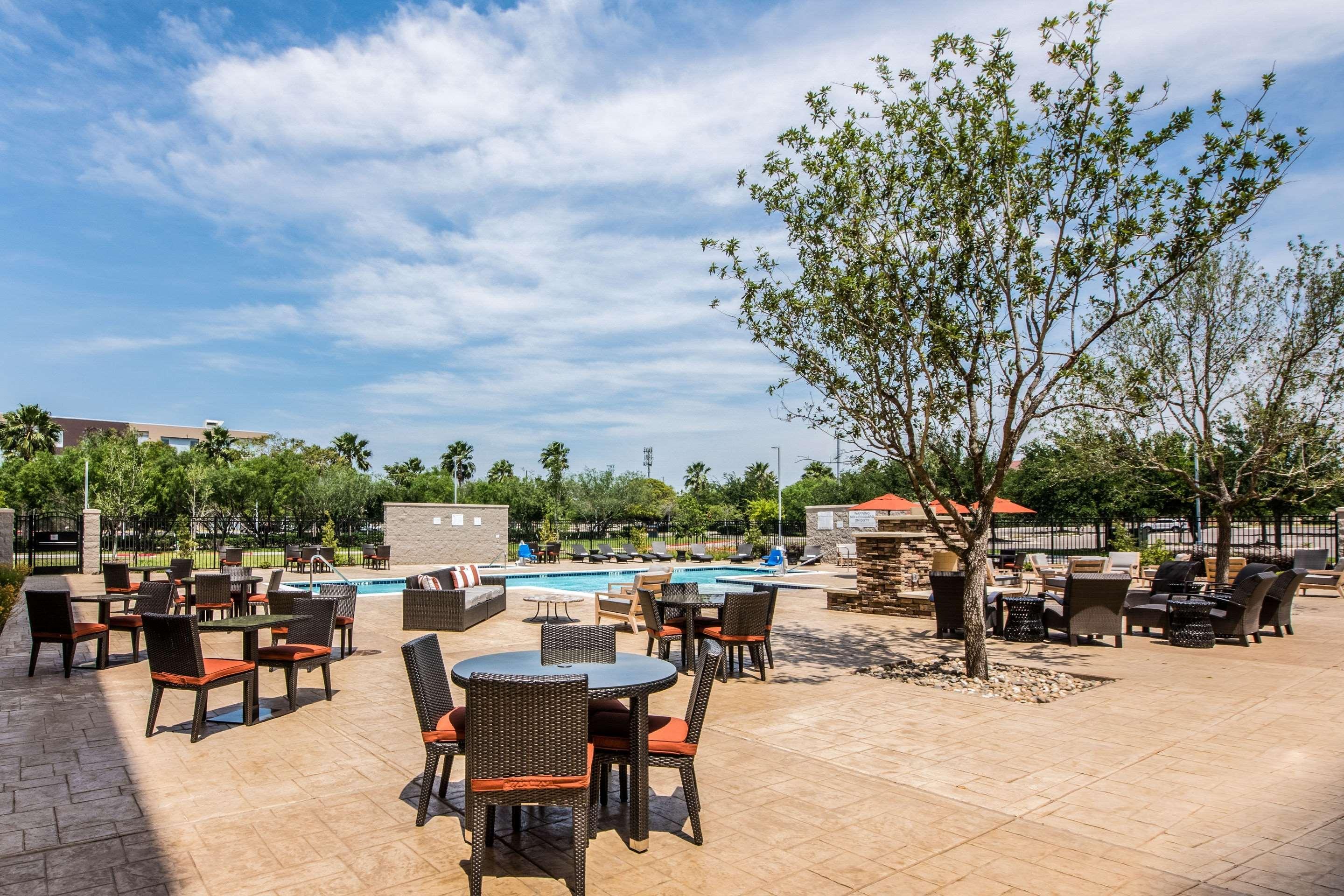 Cambria Hotel Mcallen Convention Center Екстериор снимка