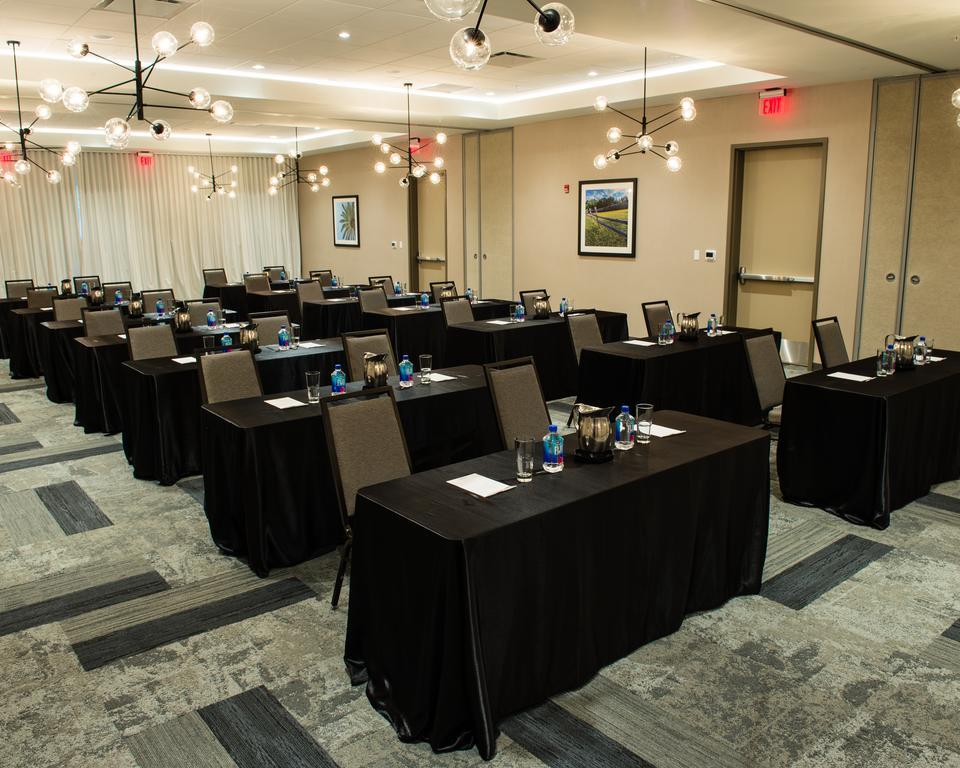 Cambria Hotel Mcallen Convention Center Екстериор снимка